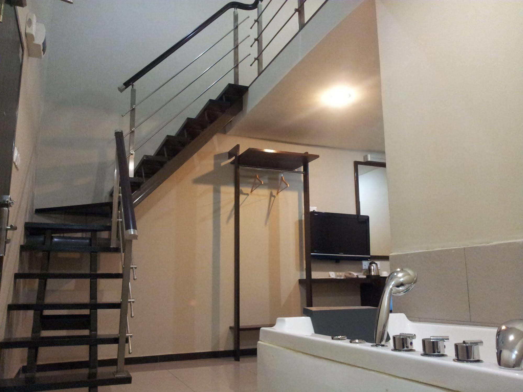 Hotel 99 Botanik Klang Extérieur photo