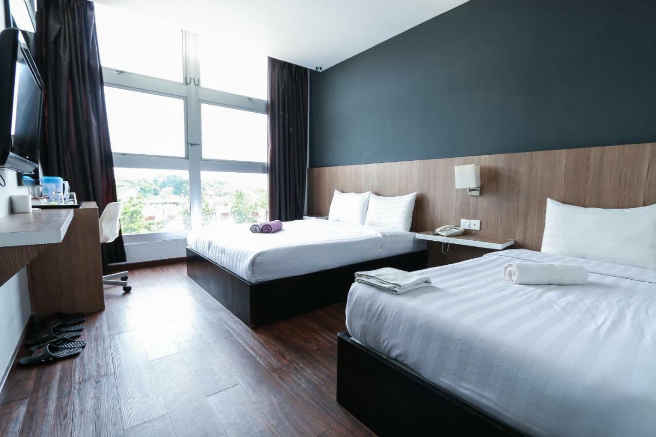Hotel 99 Botanik Klang Extérieur photo